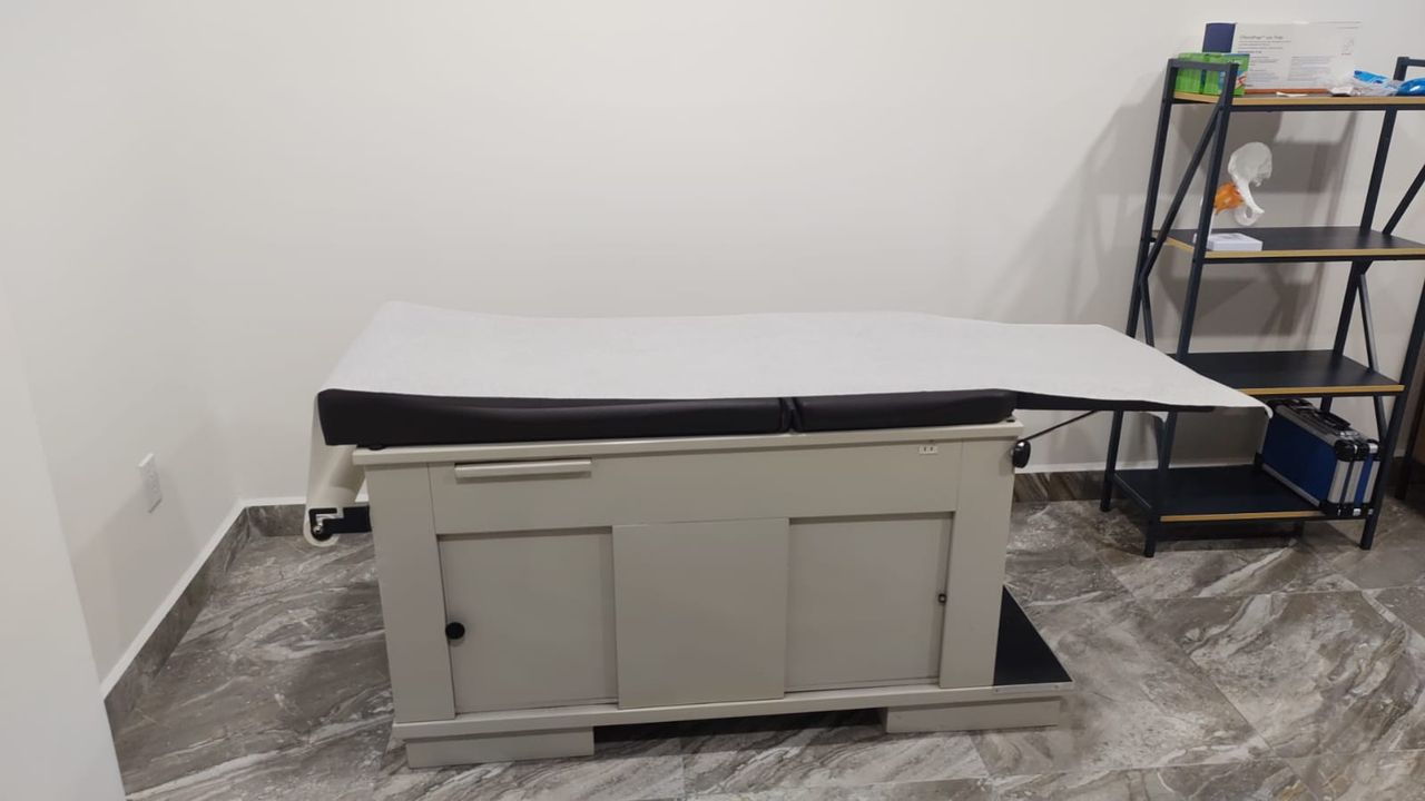 Additional view of Francisco Miguel Sánchez Melchor's medical clinic