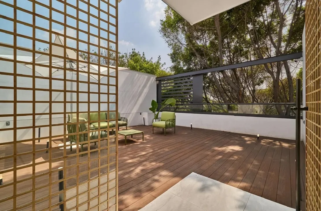 Additional view of Alba Regina Camargo Goñi's medical clinic