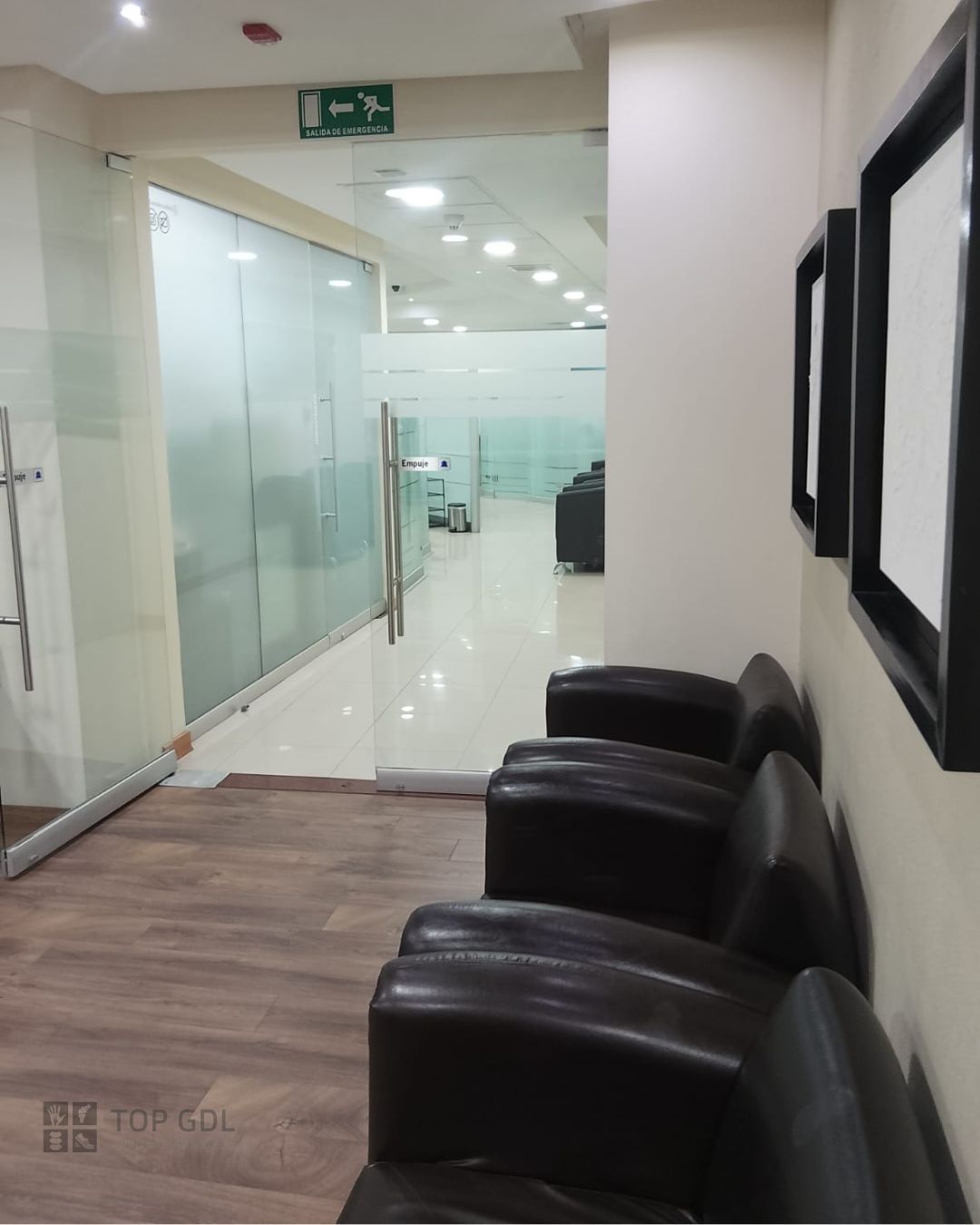 Additional view of Samuel Arriola Castro's medical clinic