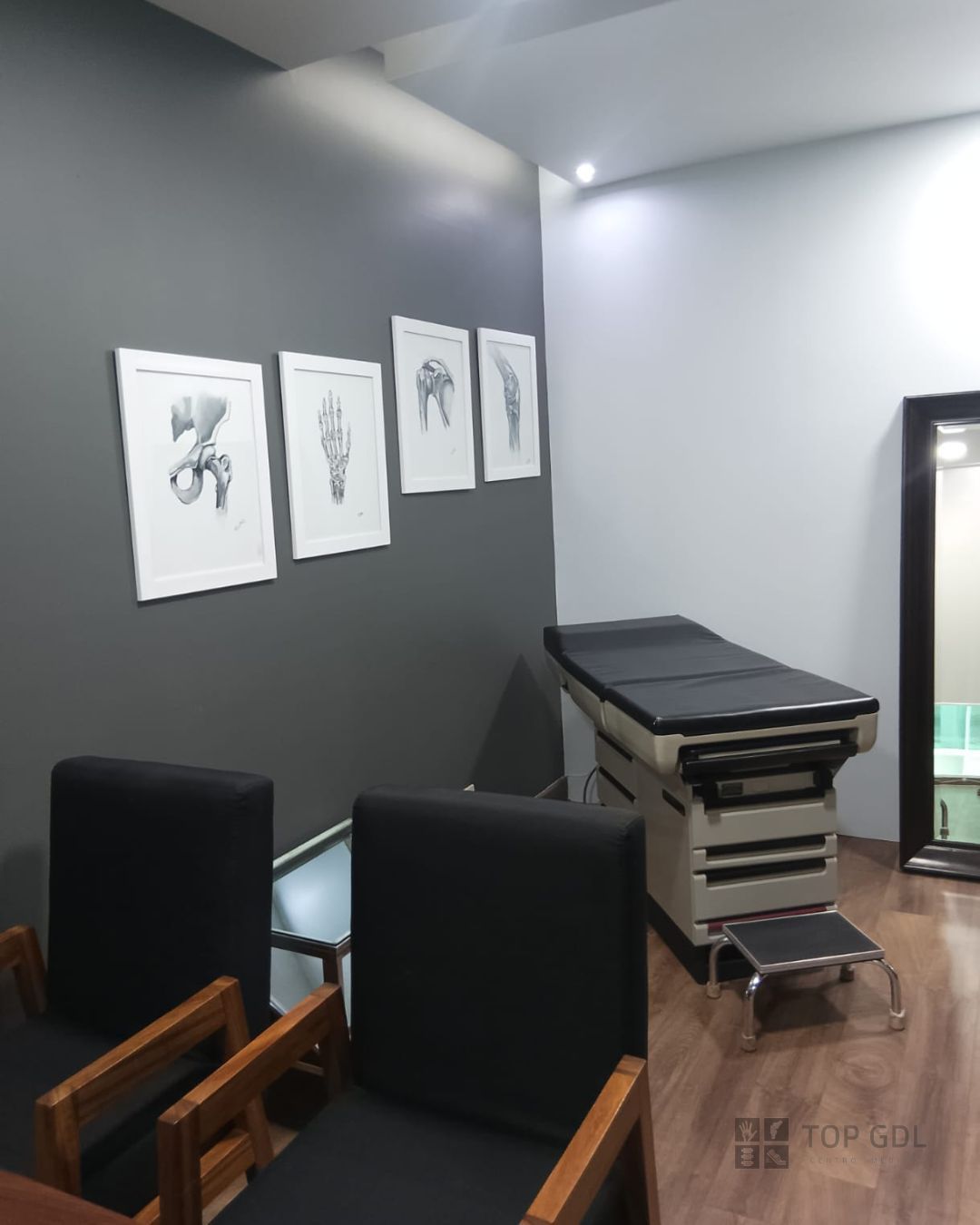 Additional view of Samuel Arriola Castro's medical clinic