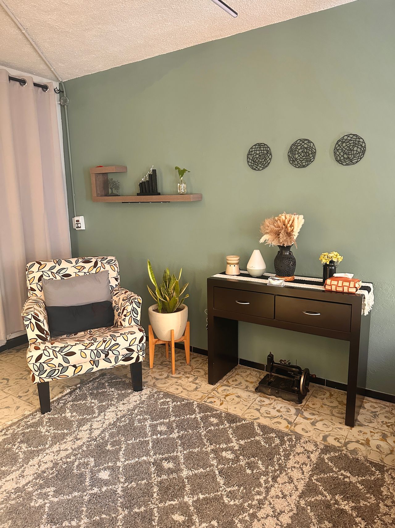 Additional view of Saul Rubio Tapia's medical clinic