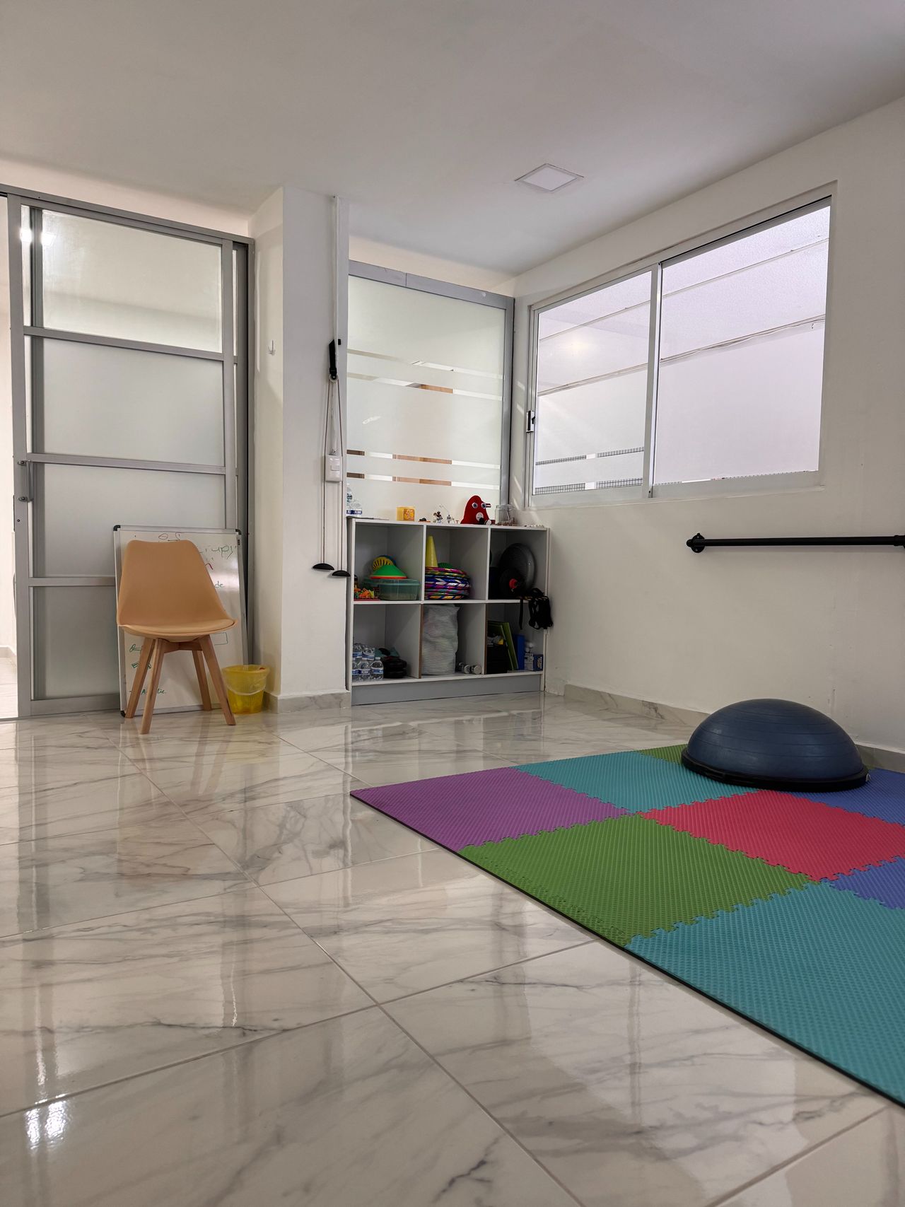 Additional view of Iliana Velarde Gutiérrez's medical clinic