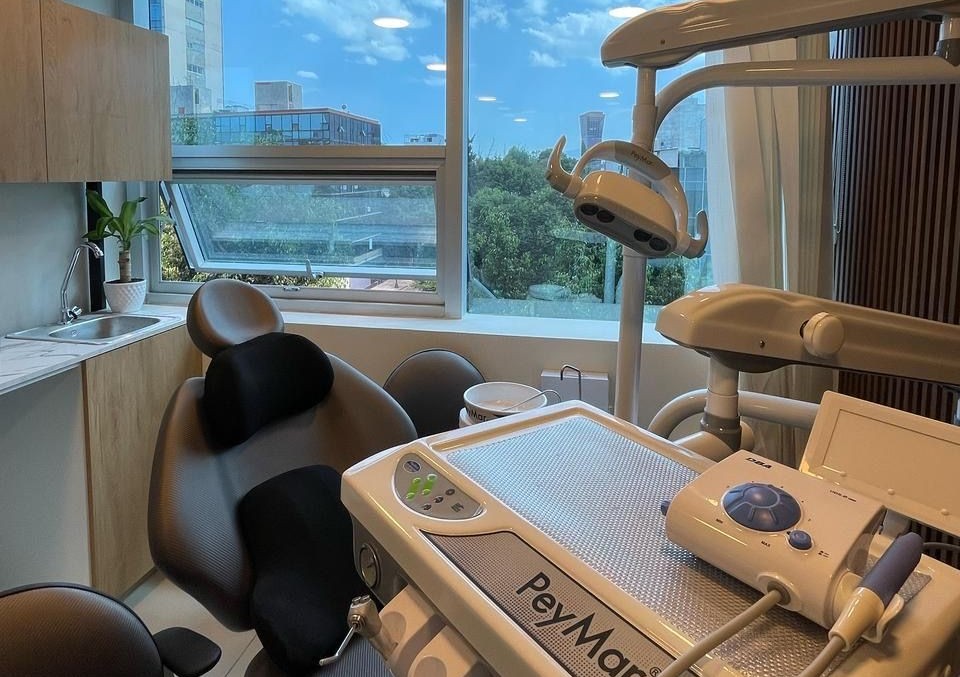 Interior view of Nuria Leal Mesalles's medical clinic