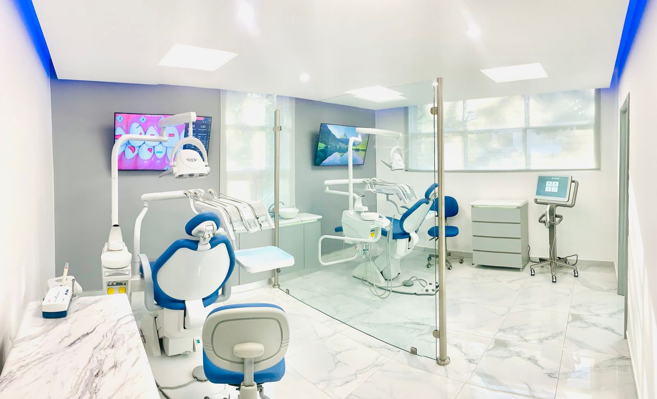 Interior view of Jonathan Solis Castillo's medical clinic