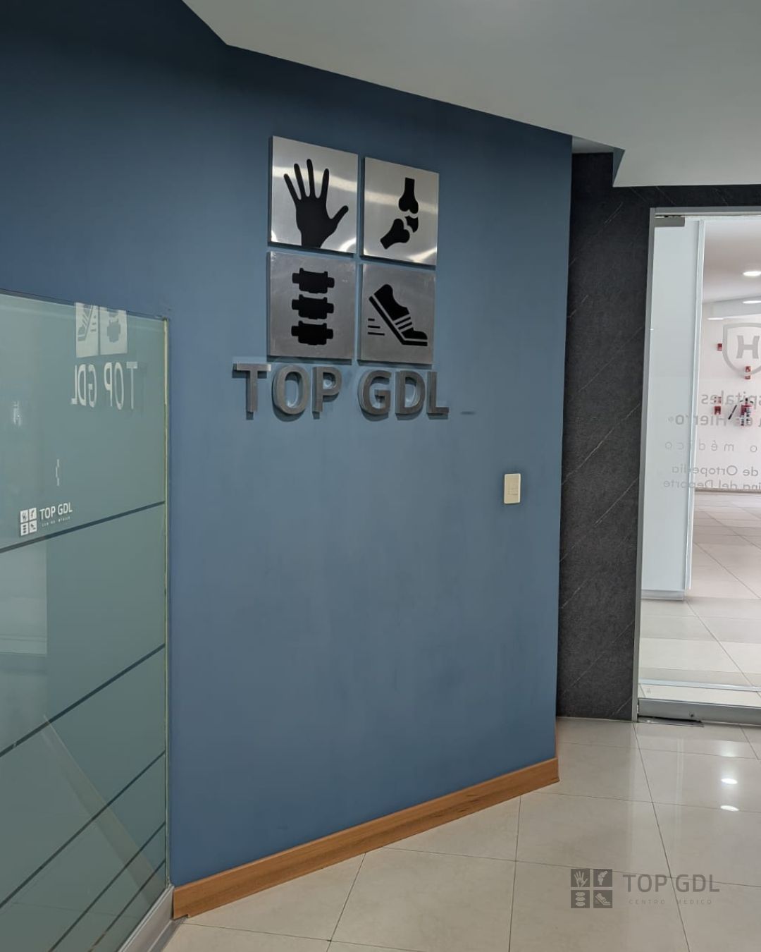 Additional view of Emilio Alberto Reyes Elizalde's medical clinic