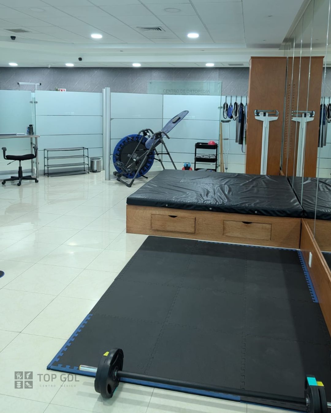 Additional view of Emilio Alberto Reyes Elizalde's medical clinic