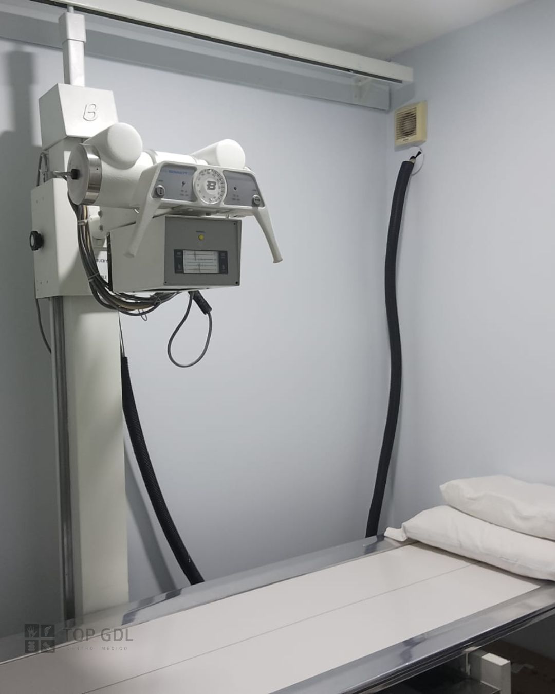 Additional view of Emilio Alberto Reyes Elizalde's medical clinic