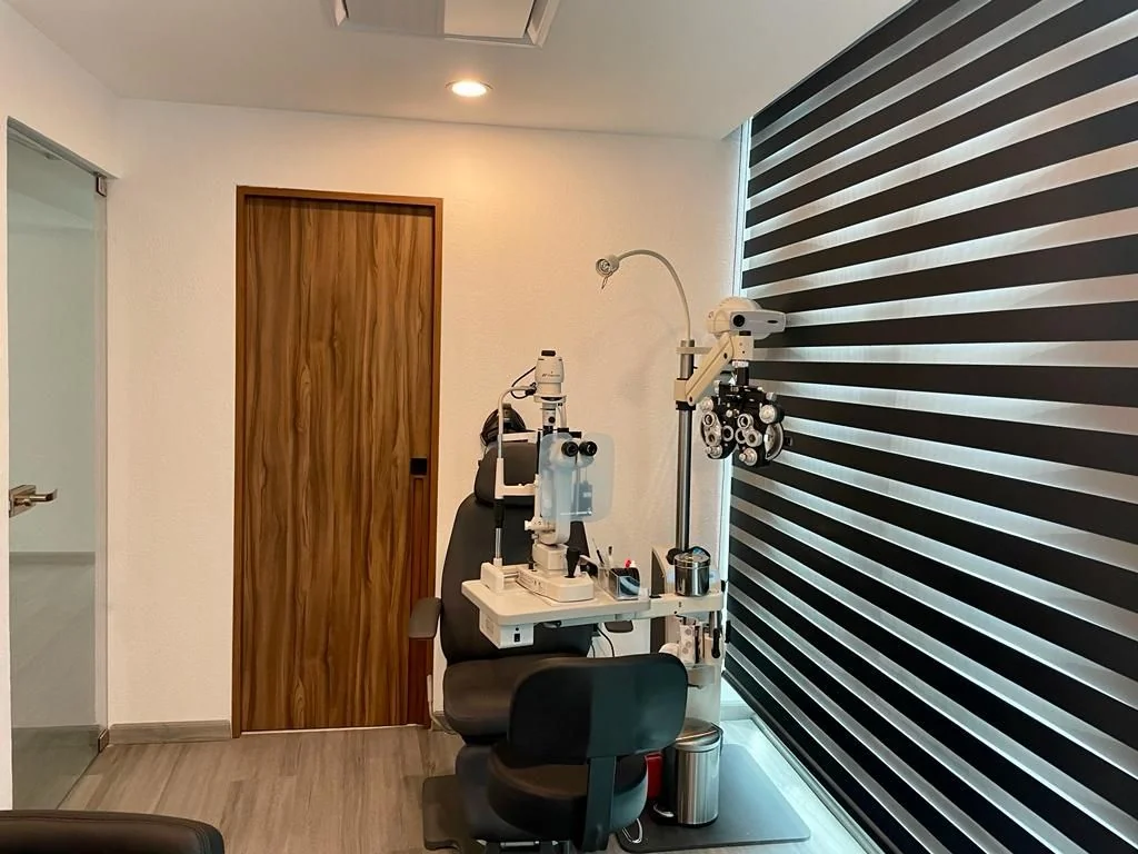 Additional view of Nicole Macriz Romero's medical clinic