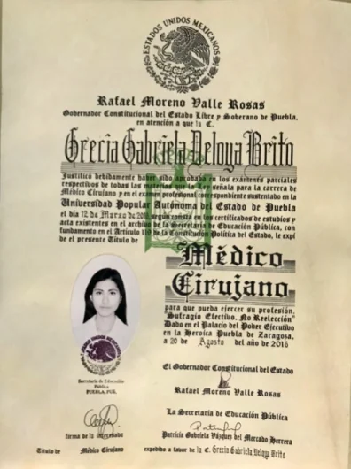 Doctor's credential certificate 1