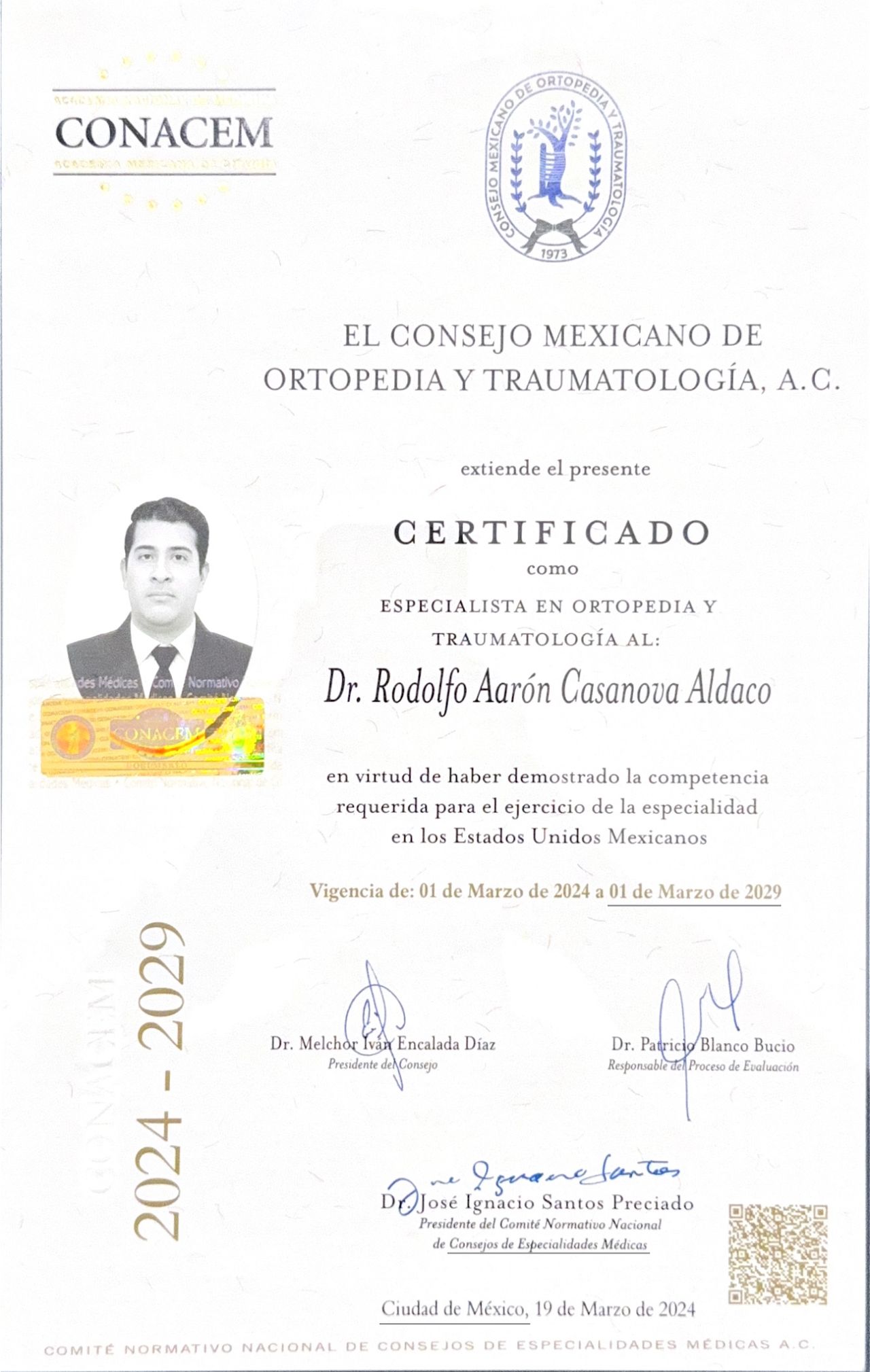 Doctor's credential certificate 4
