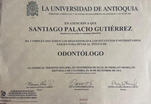 Doctor's credential certificate 1