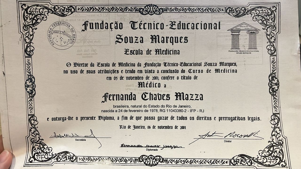 Doctor's credential certificate 1