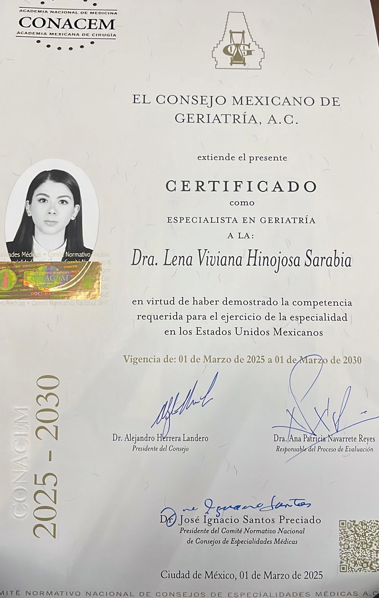 Doctor's credential certificate 1