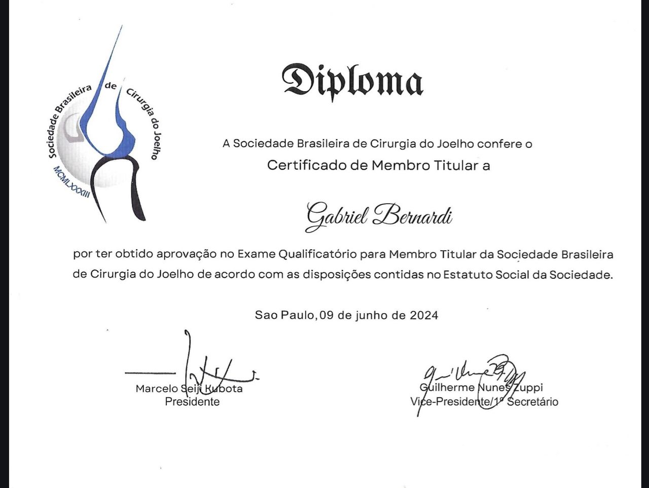 Doctor's credential certificate 1