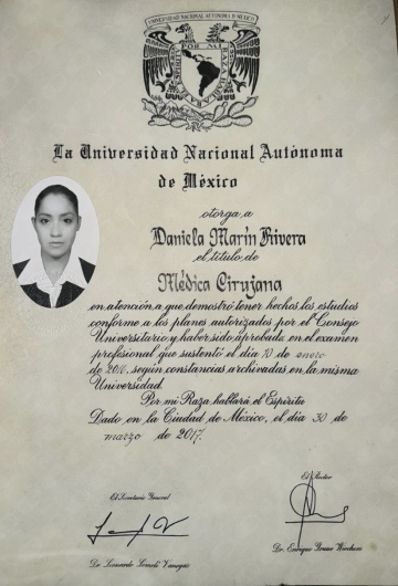 Doctor's credential certificate 1