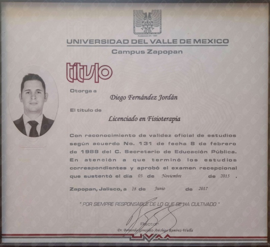 Doctor's credential certificate 1