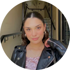 Isabella Salinas Zavala