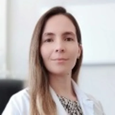 Dra Alejandra Velasco Rendón - Geriatrician in Mexico City