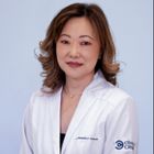 Dra. Alexandra Sayuri Watanabe