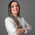 Dra. Gisele Farias