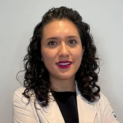 Dra. Virginia Martínez Hernández - Ophthalmologist in Mexico City