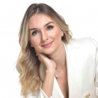 Dra. Amanda Calheiros