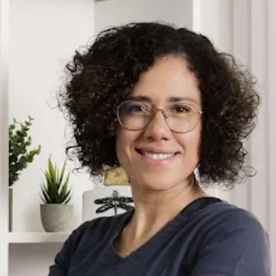 Dra. Victoria Fuentes Ernult - Gastroenterologist in Mexico City