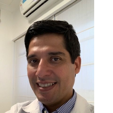 Dr Cristobal Gabriel Santiago is a ophthalmologist in Buenos Aires