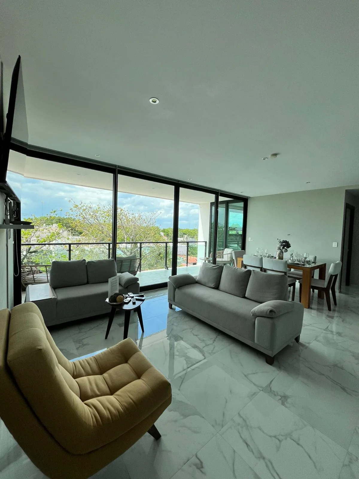 2 Bedroom Apartment in Playa del Carmen