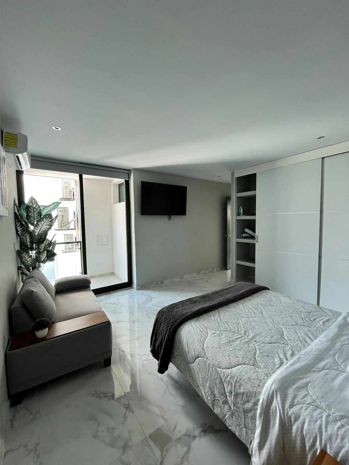 2 Bedroom Apartment in Playa del Carmen