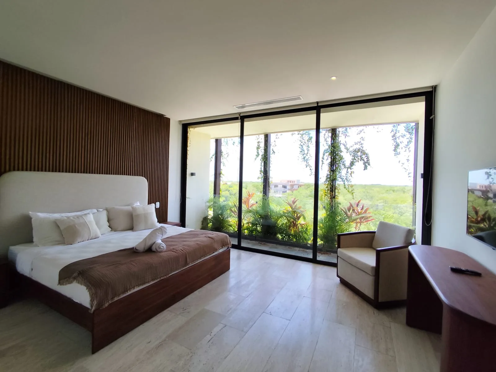 2 Bedroom Lock-Off Apartment in Tulum