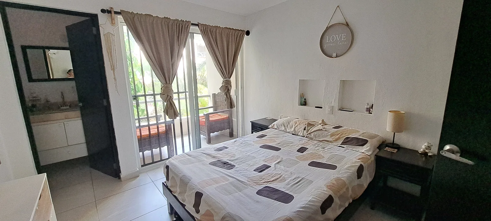 Loft-Style 2-Bedroom in Colonia Hollywood, Playa del Carmen
