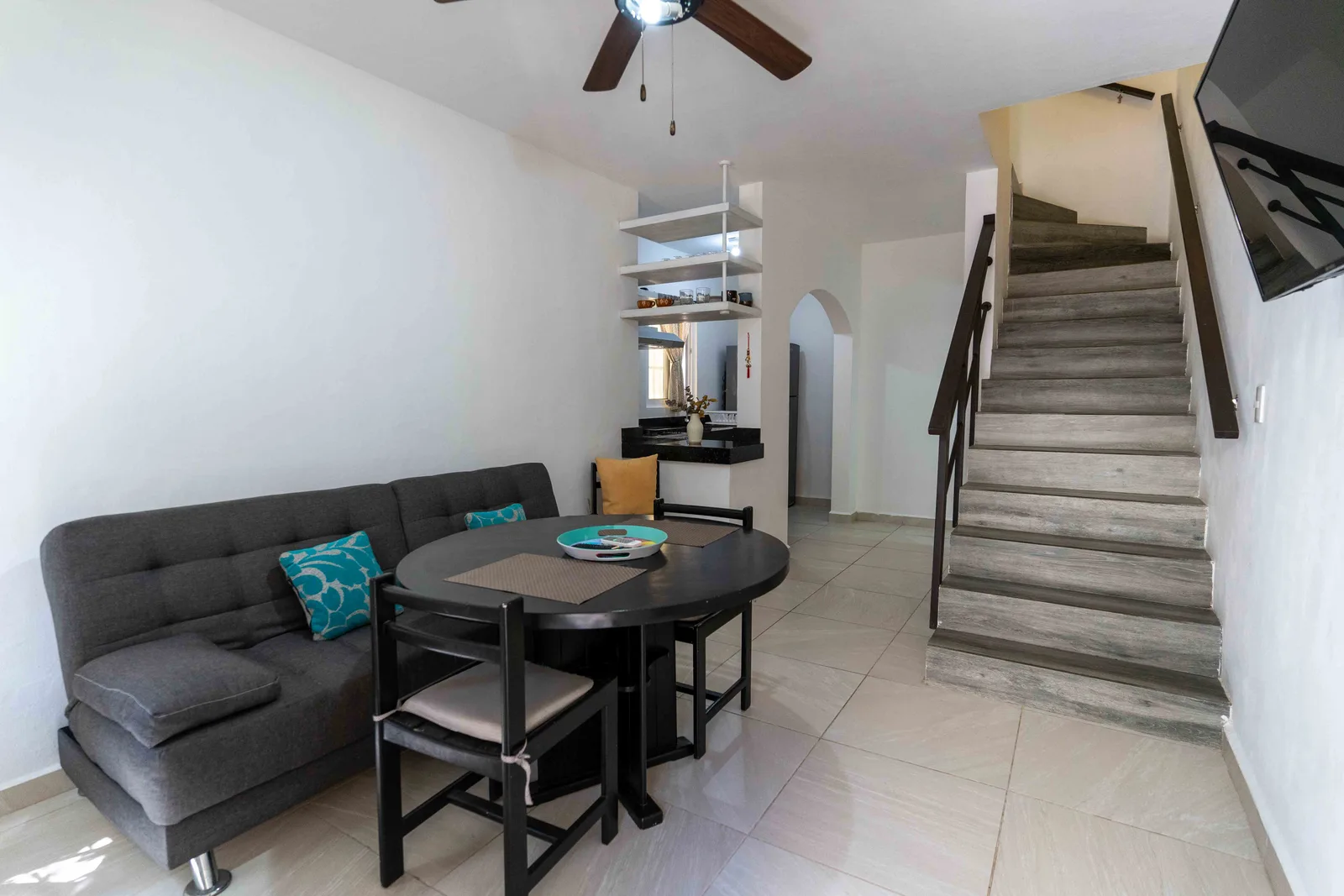 Loft-Style 2-Bedroom in Colonia Hollywood, Playa del Carmen