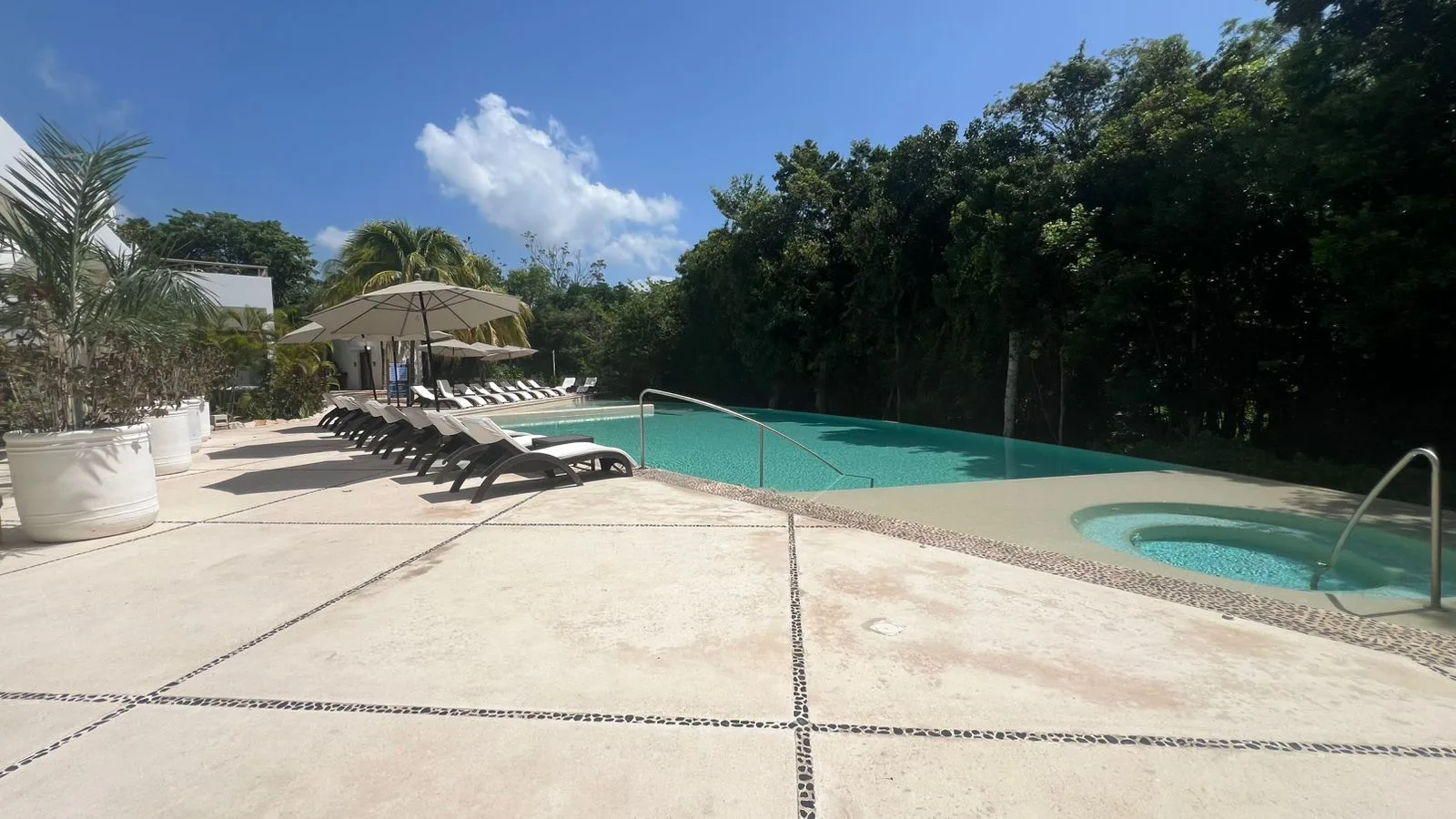 1 Bedroom Apartment in Tulum Country Club