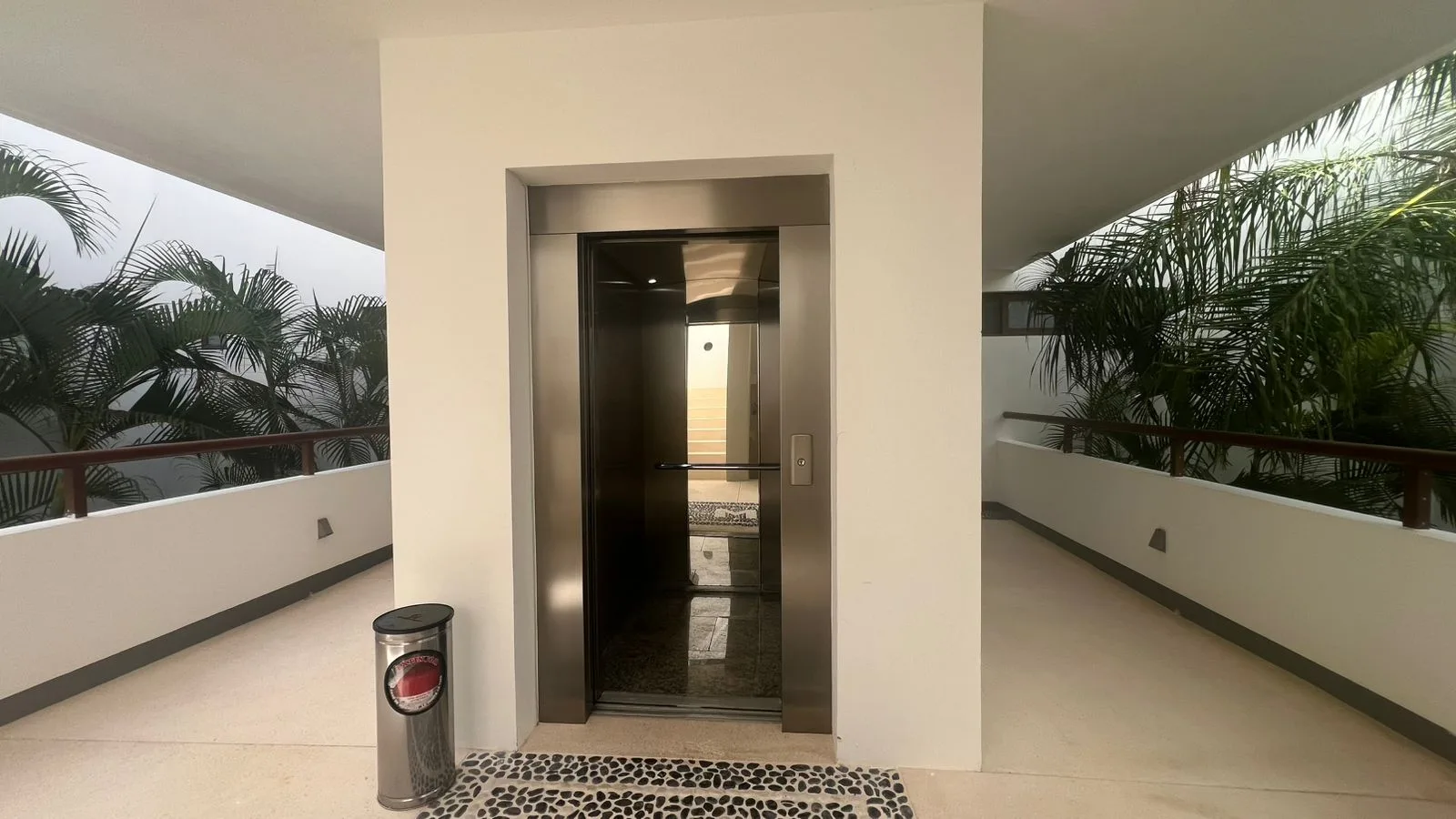 1 Bedroom Apartment in Tulum Country Club