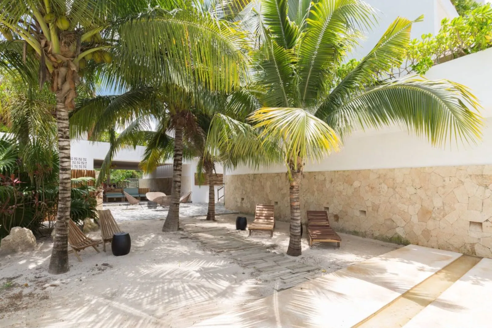 2 Bedroom Property with Private Garden & Pool in Tulum
