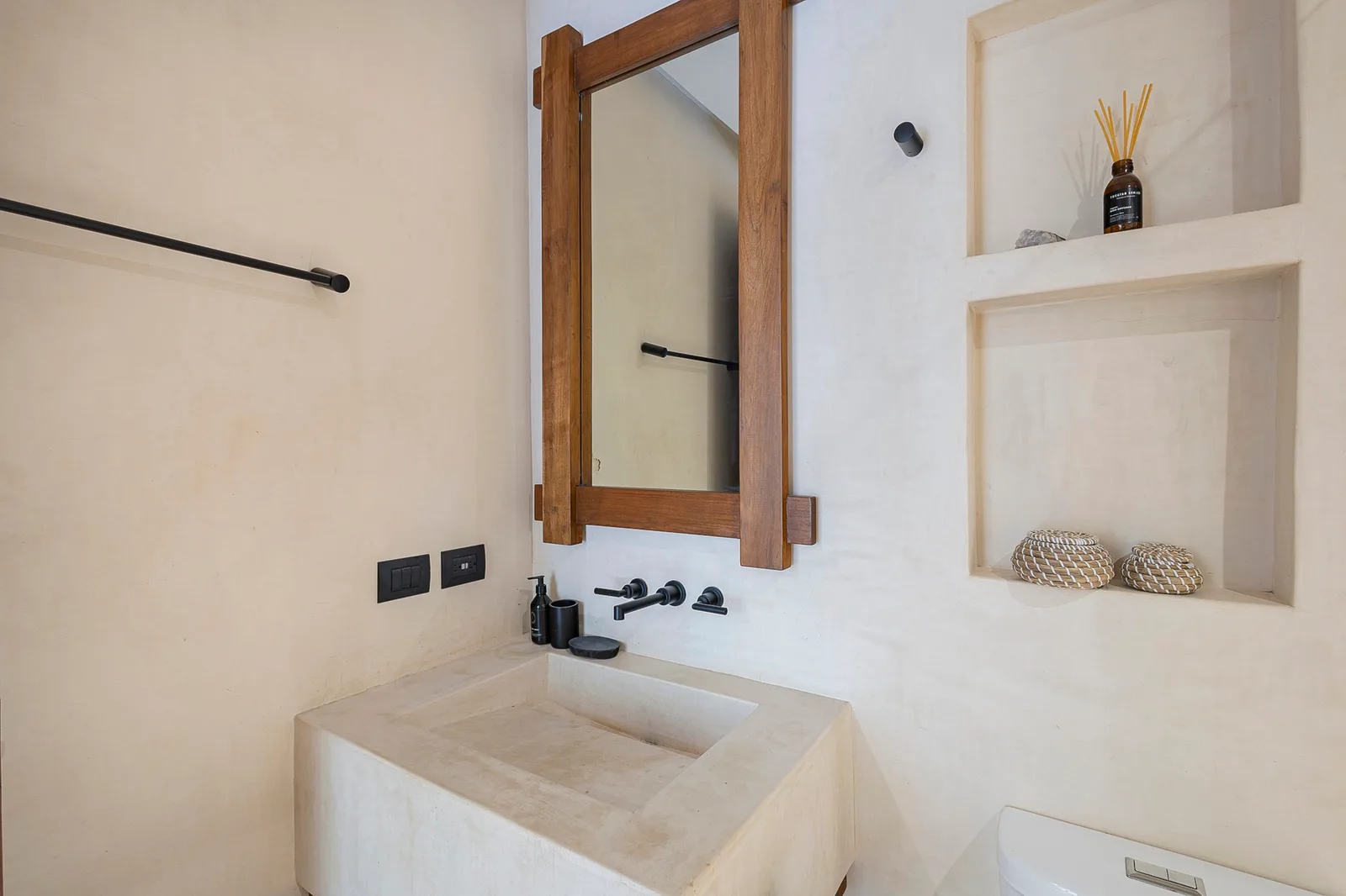 2 Bedroom Apartment in Aldea Zama, Tulum