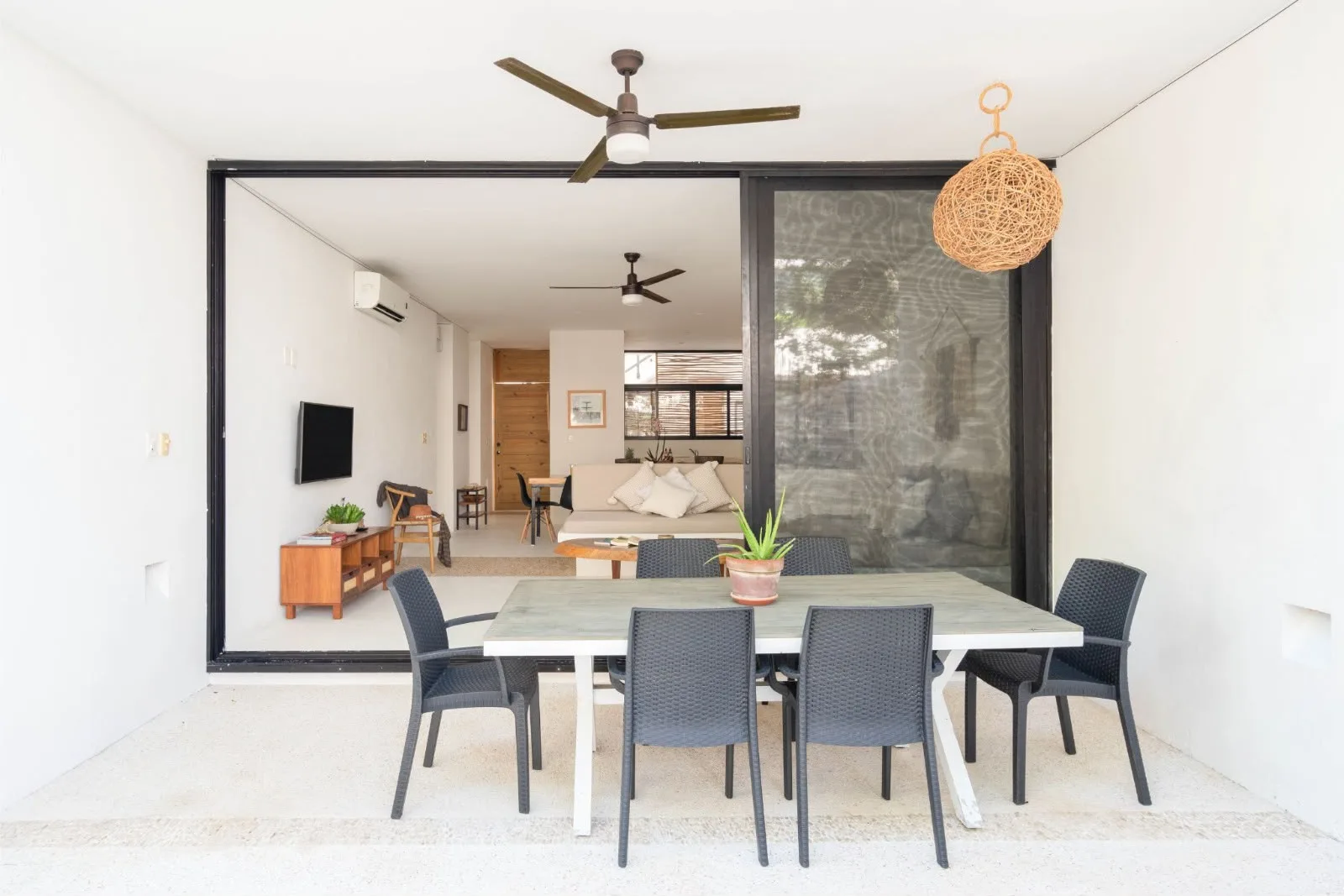 2 Bedroom Property with Private Garden & Pool in Tulum
