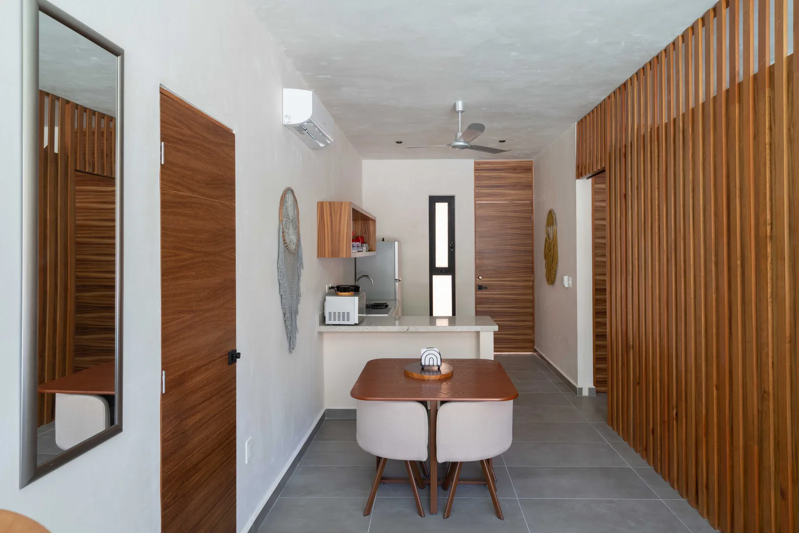 Swim-Up Studio Apartment in La Veleta, Tulum