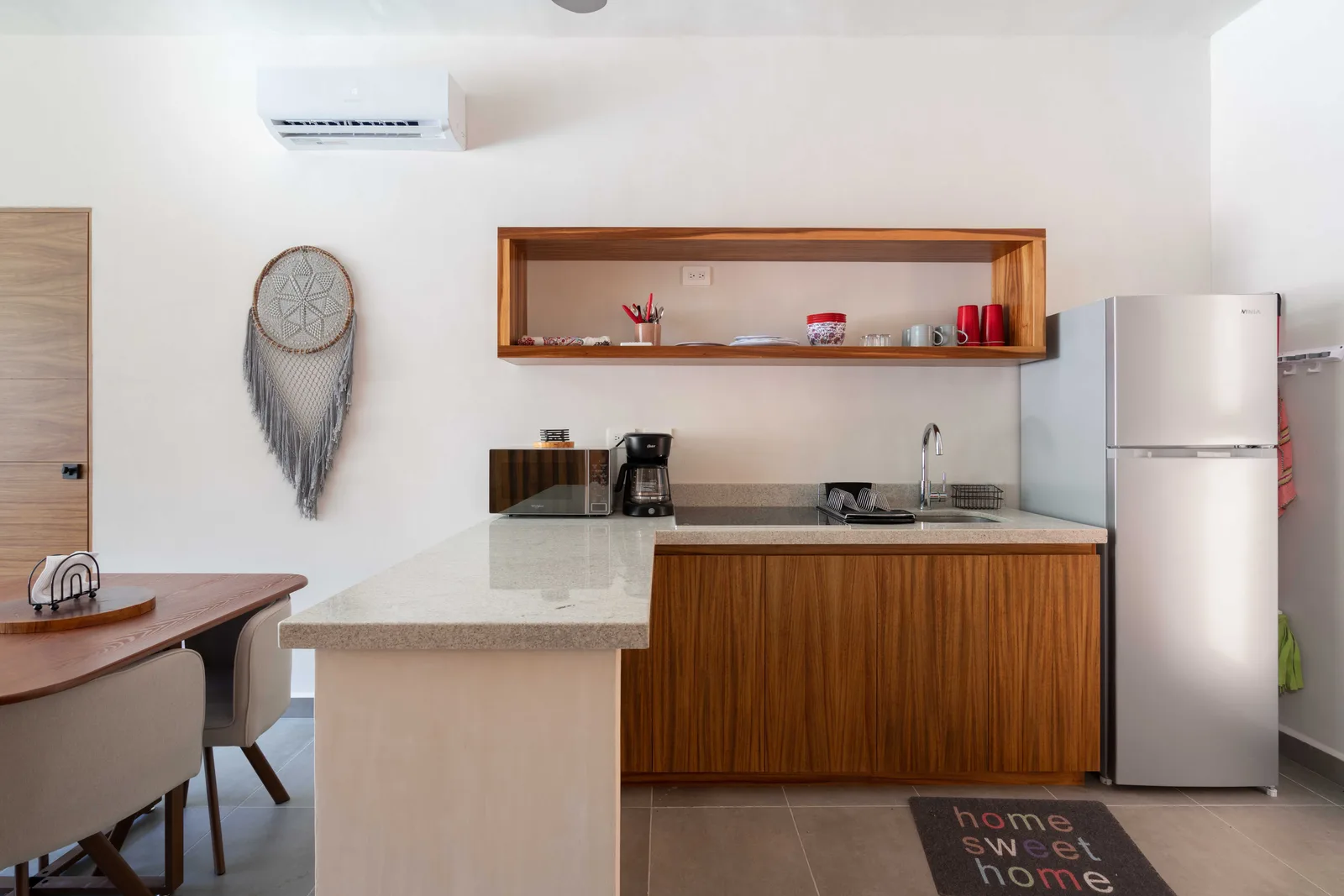 Swim-Up Studio Apartment in La Veleta, Tulum