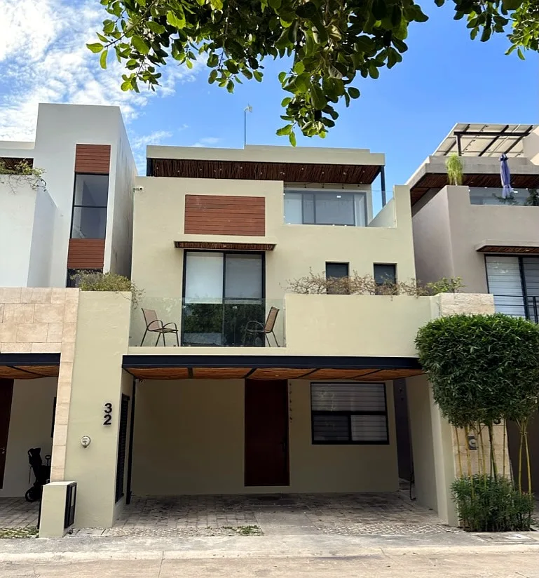 4 Bedroom House in Playa del Carmen