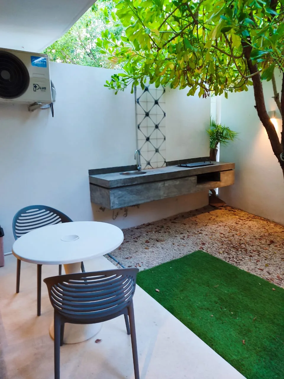 Studio with Private Patio in La Veleta Tulum