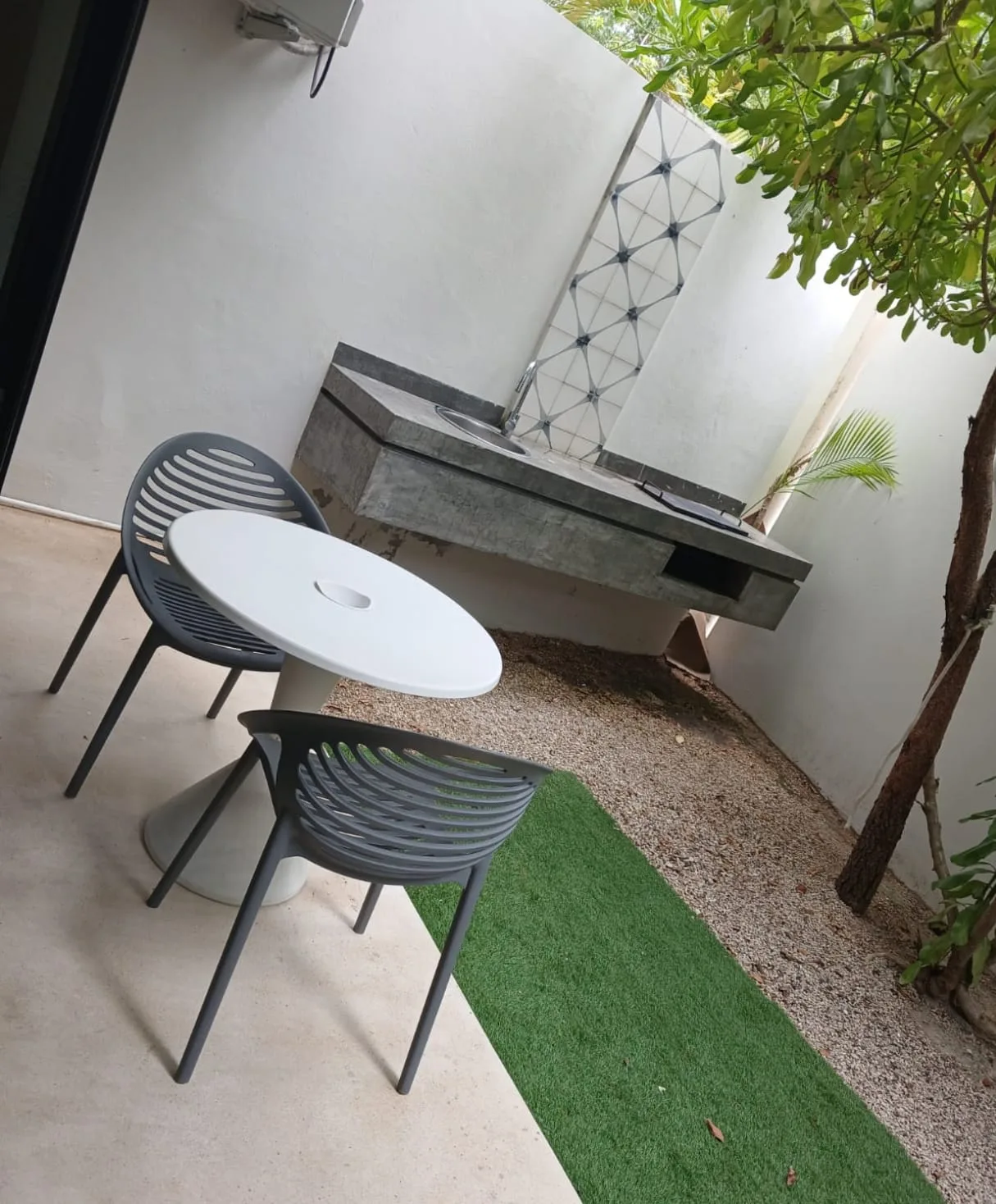 Studio with Private Patio in La Veleta Tulum