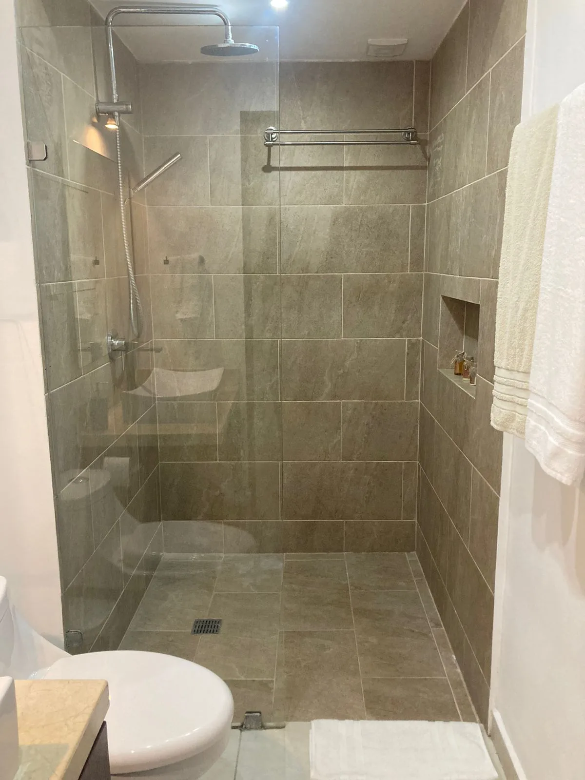 Ground Floor 1-Bedroom Apartment in La Veleta, Tulum