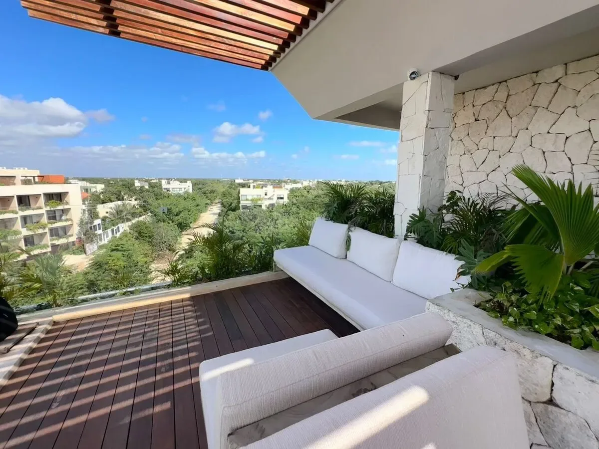 1 Bedroom Corner Apartment in La Veleta, Tulum