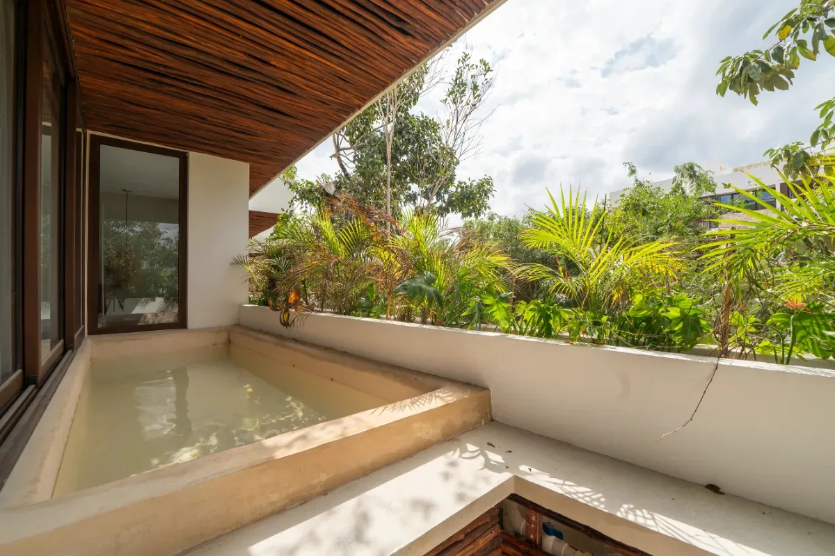 1 Bedroom Corner Apartment in La Veleta, Tulum