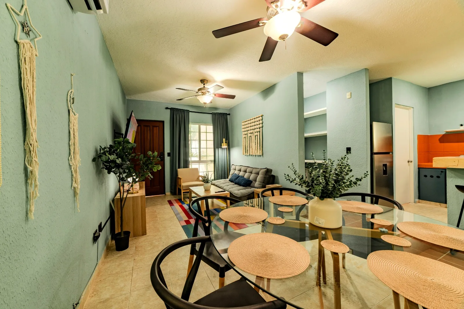 Furnished 3 Bedroom Apartment in Playa del Carmen