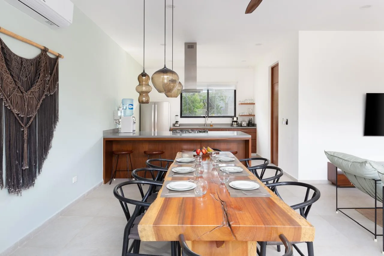 4 Bedroom Villa in Aldea Zama