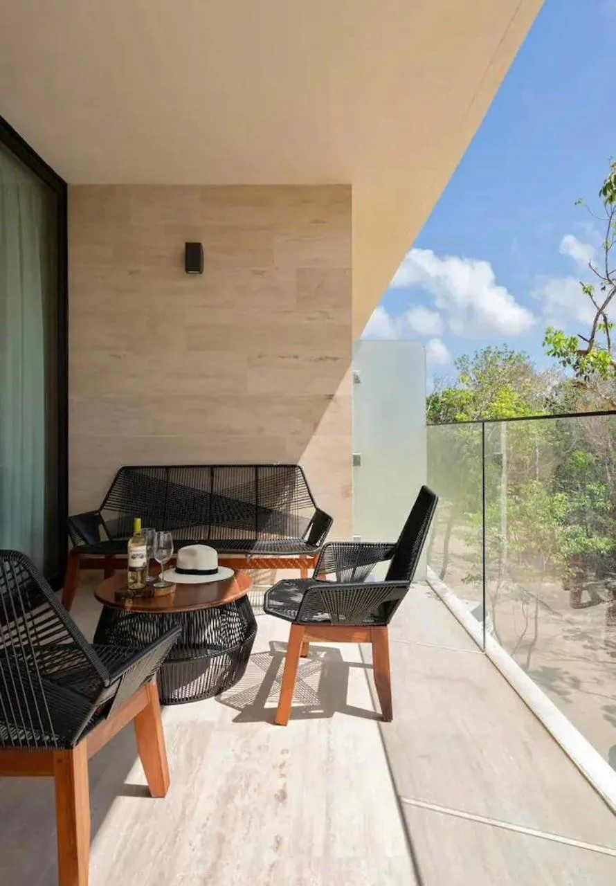 2 Bedroom Lock-Off Apartment in La Veleta, Tulum