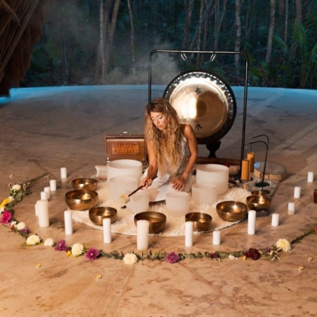 Nuria Ananda Soundhealing to Oneness Nuria Ananda Soundhealing to Oneness